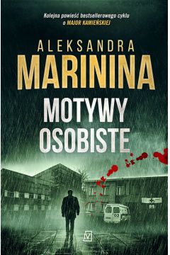 Za pragnieniem zemsty często skrywają się najciemniejsze pragnienia: żądza władzy, bogactwa oraz najbardziej dziwaczne ambicje...
By odkryć motywy okrutnej zbrodni, NASTAZJA KAMIEŃSKA musi sięgnąć w głąb tajemnic z przeszłości
Nowym wyzwaniem dla Nastii Kamieńskiej jest okrutne morderstwo starego lekarza w małym miasteczku w głębi Rosji. Wstępna analiza nasuwa kilka prostych rozwiązań, jednak w miarę postępów śledztwa Nastia odkrywa, że korzenie zbrodni wyraźnie tkwią w przeszłości. Historie pacjentów ofiary pełne są tajemnic i wielu z nich miało powód do zemsty.
Kiedy akcja przenosi się do Moskwy, bieg zdarzeń nabiera zawrotnego tempa. Córka zabitego lekarza przypadkowo spotyka ekscentrycznego naukowca, który na wieść o śmierci jej ojca nagle znika. W mieście pojawia się coraz więcej trupów a jednocześnie trwa wyścig wielkich potentatów farmakologicznych o fotel w Dumie.
Wszystkie wątki są ze sobą powiązane. Gdzieś w przeszłości leży makabryczne zdarzenie, które wywołało lawinę morderstw, szantaży i zdrad. Trzeba ją jak najszybciej stłumić i zatrzymać paraliżujący miasto horror. Czy Nastia Kamieńska odnajdzie właściwe motywy osobiste?
Ten porywający kryminał zaskakuje do ostatniej strony. Fascynujące portrety psychologiczne, bogate, realistyczne tło społeczne i specyfika rosyjskich obyczajów po raz kolejny potwierdzają, że Marinina jest w najwyższej formie.