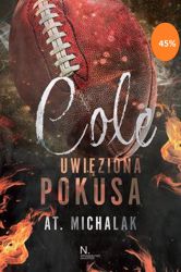 Cole spełniając prośbę kolegi nie sądził, że spotka go coś niezwykłego. To miało być tylko odwrócenie uwagi i granie skrzydłowego. Nasz bohater pod wpływem uczuć zapragnie jednak zmienić swoje dotychczasowe postanowienia, niestety wydarzenia z przeszłości ciągle powracają i nie dają spokoju.

Czy uda mu się przezwyciężyć bolesne wspomnienia sprzed trzech lat?

Harmony nie podejrzewa nawet, że jej znajomość z Colem miała być tylko zasłoną dymną. Tym bardziej że ten wesoły i przystojny rozgrywający drużyny futbolowej był zwieńczeniem jej marzeń i najlepszym przyjacielem faceta jej koleżanki.