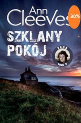 Książka wydana w serii Wielkie Litery – w specjalnym formacie z dużą czcionką dla seniorów i osób słabowidzących.

Bestsellerowa seria mistrzyni kryminału z najbardziej nietypową inspektor.
„Inspektor Vera Stanhope – z nadwagą, niemodnie ubrana i wybuchowa – w dochodzeniu prawdy jest przenikliwa i nieustępliwa jak nikt!” „Daily Mail”.
„Pierwszorzędny kryminał w najlepszym wydaniu” Sharon Bolton.

Seria VERA tom 5

Inspektor Vera Stanhope nie jest skłonna do zawierania przyjaźni, ale z nowymi sąsiadami dobrze jej się rozmawia przy zacnych trunkach domowej roboty. Nagle sąsiadka znika. Vera postanawia ją odszukać. Szybko trafia na zaginioną w Domu Pisarza, nadmorskim ośrodku, gdzie ambitni literaci szlifują swój talent. Tymczasem w oranżerii Domu zostają znalezione zwłoki znanego krytyka literackiego, a znajoma Very – przyłapana z nożem w ręce.

Vera rozpoczyna śledztwo, choć wie, że powinna przekazać je komuś innemu. Jest zbyt blisko związana z główną podejrzaną. Mimo to prowadzi dochodzenie... Wydaje się, że za zabójstwem nie kryje się żaden motyw. Ale po kolejnym morderstwie Vera zaczyna podejrzewać, że ktoś prowadzi z nią makabryczną grę. Gdzieś czai się morderca, który zbrodnie ze stron powieści przenosi do rzeczywistości…