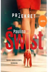 Przekręt to już kolejna odsłona gorącej kryminalnej historii od tajemniczej Pauliny Świst. Zanurz się w świat, którym rządzą chciwość i pożądanie, a bohaterowie przekraczają kolejne granice. Jak daleko posuną się tym razem?
 
Autorka ma dla swoich czytelników powieść, w której nie zabraknie ani akcji, ani pikanterii. Bohaterów zaślepiają chciwość i pożądanie, do czego prowadzi poddanie się żądzom?
 
Gdy Orzeł zostaje aresztowany, Olka decyduje się na powrót do Polski. Kobieta po pomoc udaje się do prokuratora Łukasza Zimnickiego, ale ten stawia warunek. Pomoże, ale tylko wtedy, gdy Orłowski zgodzi się zeznawać. Prokurator jest gotowy zapewnić mu status świadka koronnego, tylko, że Orłowski wcale nie pali się do tej współpracy. Czy Olce uda się go skłonić do tego, żeby pomógł prokuraturze?