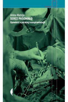 Na świecie pierwszy udany przeszczep nerki przeprowadził w 1954 roku doktor Joseph Murray. W Polsce dokonał tego dwanaście lat później profesor Jan Nielubowicz ze swoim zespołem. Dziś przeszczepia się prawie wszystkie narządy, a skomplikowane przeszczepy wielotkankowe to niemal codzienność. Jednak ta dziedzina medycyny wciąż wzbudza emocje i kontrowersje. Owiana mitami, dla wielu jest etycznie niejednoznaczna.
Anna Mateja zabiera nas na sale operacyjne i pozwala obserwować zmagania wybitnych polskich chirurgów, którzy mimo braku środków, warunków i personelu, mimo ostracyzmu społeczeństwa i podejrzliwości środowiska medycznego nie bali się wcielać w życie śmiałych, obarczonych ryzykiem, wizjonerskich pomysłów.