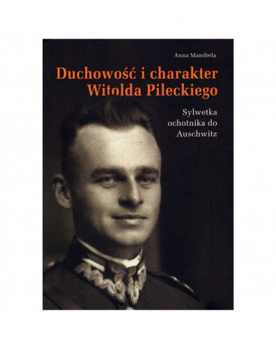 Patriotyzm i oddanie Ojczyźnie

Witold Pilecki był również niekwestionowanym patriotą, który dla Ojczyzny był w stanie poświęcić nawet własne życie. Dobrowolne udanie się do obozu koncentracyjnego pokazuje, że człowiek ten był w stanie zrezygnować z własnej wolności, na rzecz osiągnięcia większego dobra. To właśnie dzięki niemu świat dowiedział się o bestialskich warunkach panujących w Auschwitz, a utworzony przez niego w obozie ruch oporu, był dowodem jego ogromnej odwagi i niesamowitego poświęcenia.
Książka składa się w głównej mierze z cytatów samego rotmistrza oraz wypowiedzi osób, które go znały. Autorka – jak sama twierdzi – starała się, jak najdokładniej przybliżyć charakter rotmistrza oraz ducha epoki, w której żył.