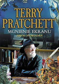 Wszystkie światy Terry’ego Pratchetta – ponad trzydzieści opowiadań mistrza humorystycznej fantastyki, od debiutu, po historie z kultowego Świata Dysku.

W ciągu czterech dekad, jakie upłynęły od druku jego pierwszej książki, Terry Pratchett stał się jednym z najpopularniejszych i najbardziej cenionych autorów. Tutaj, po raz pierwszy, w jednym tomie zebrane są jego opowiadania i inne krótkie formy literackie. „Mgnienie ekranu” kreśli kurs długiej kariery pisarskiej Pratchetta: od czasów szkolnych, poprzez pierwszą pracę w „Bucks Free Press”, do początków jego debiutanckiej powieści „Dywan” i dalej, po oszałamiające mistrzostwo fenomenalnego cyklu Świata Dysku.