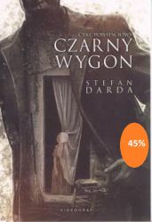 Witold Uchmann, doświadczony dziennikarz po pięćdziesiątce, zajmuje się opisywaniem zjawisk paranormalnych. Pewnego dnia po awanturze z szefem postanawia złożyć wypowiedzenie. W ostatniej chwili zmienia decyzję pod wpływem otrzymanego na redakcyjny adres e-maila. W nim młody mężczyzna informuje Uchmanna, że na Roztoczu, niedaleko Zwierzyńca, znajduje się przeklęte miejsce, o którego istnieniu nie wie nikt poza tajemniczym nadawcą tej wiadomości. Dziennikarz pomimo ostrzeżenia, które przekazuje mu najbliższy przyjaciel, decyduje się na spotkanie z informatorem. Czy wszystko to wyłącznie rojenia chorego umysłu młodego człowieka, czy może rzeczywistość skryta pod sielską nazwą Słoneczna Dolina okaże się naprawdę przerażająca? W pewnym momencie Uchmann uświadamia sobie, że wiele by dał za to, żeby jego nowy znajomy był po prostu wariatem... Cztery tomy Czarnego Wygonu zapewniają czytelnikowi literacką grozę na najwyższym poziomie oraz przyspieszone tętno od pierwszej do ostatniej strony.