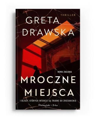 Trzydziestoletnia Anna zrobiła wszystko, by odciąć się od przeszłości, a teraz z córeczką, narzeczonym i jego nastoletnią siostrzenicą zaczyna budować wspólne życie w oddalonej od świata i ludzi Lisiej Chacie. Dom wydaje się być miejscem do tego stworzonym. Kiedy Anna poznaje starszą od siebie Rebekę, czuje, że to początek inspirującej przyjaźni. To dla niej szczególny moment także dlatego, że ponownie spodziewa się dziecka i wie, że nikt nie zrozumie jej lepiej niż druga kobieta. Rebeka angażuje się w remont Lisiej Chaty i coraz bardziej zbliża się do nowej przyjaciółki oraz jej bliskich. Nie zawsze podoba się to narzeczonemu Anny, zwłaszcza że na odludziu zaczyna dochodzić do tajemniczych zdarzeń. Atmosfera się zagęszcza, gdy Anna zaczyna mieć poczucie, że jest nieustannie obserwowana, a odarta ze starych podłóg i tapet Lisia Chata nieoczekiwanie odsłania własne tajemnice. Rozwiązaniem dla ciężarnej kobiety ma być wyprowadzka z dziećmi w bezpieczniejsze miejsce, tylko czy rzeczywiście będzie tam bezpieczna… Mroczne miejsca to rasowy thriller psychologiczny, którego nie da się odłożyć przed odkryciem prawdy. Greta Drawska- pseudonim literacki Małgorzaty Hayles, autorki bestsellerowej trylogii kryminalnej, której akcja dzieje się na Pojezierzu Drawskim. Trwają prace nad ekranizacją serii.