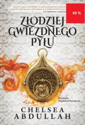 Nominacja do nagrodyGoodreads Choice Awards 2022 w kategorii Best Fantasy! Zainspirowana „Baśniami tysiąca i jednej nocy” opowieść o dzielnej przemytniczce, tchórzliwym księciu i niebezpiecznej wyprawie w poszukiwaniu magicznej lampy. Luli al-Nazari to Nocna Kolekcjonerka. Gdy była dzieckiem, całe jej plemię zginęło z rąk bezwzględnych zabójców w czerni. Z masakry uratował ją tajemniczy dżinn Qadir. Od tej pory są nierozłączni - wędrują razem po pustyni, zbierają magiczne przedmioty i sprzedają je na bazarach. Opowieści o słynnej Nocnej Kolekcjonerce docierają do sułtana. Władca twardą ręką rządzi krainą i swoimi trzema synami. Kiedy drogi Luli i sułtana się krzyżują, ten postanawia wykorzystać umiejętności dziewczyny do realizacji planu, który nosi w sercu od dawna. Szantażem zmusza Kolekcjonerkę, by odnalazła dla niego bezcenną relikwię – lampę, w której zaklęto królewskiego dżinna. Z jego pomocą chce zniszczyć wszystkie pozostałe dżinny. W podróży do Morza Piasków, gdzie podobno zakopano lampę, Luli ma towarzyszyć najstarszy syn sułtana, Omar