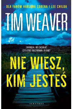 Nie wiesz, kim jesteś to bestsellerowa kontynuacja przygód doświadczonego śledczego. Jak znaleźć zaginioną osobę, po której nie został żaden ślad?

Lynda Korin zawsze była zdrowa, prowadziła udane i szczęśliwe życie, miała dobrą pracę. Nigdy niczego jej nie brakowało. Dlaczego nagle postanowiła zniknąć? Czy to możliwe, żeby samodzielnie podjęła taką decyzję? Czy nagrania z monitoringu pokazują wszystko, co zaszło w wieczór zaginięcia?

Wygląda na to, że Lynda zaparkowała przy punkcie widokowym na wybrzeżu Samorset, gdzie zostawiła samochód. Nie zabrała ze sobą żadnych dokumentów, podręcznych rzeczy czy pieniędzy. Wszystko leżało w schowku pojazdu. Następnie odeszła, by nigdy już nie wrócić.