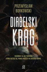 Książka wydana w serii Wielkie Litery – w specjalnym formacie z dużą czcionką dla seniorów i osób słabowidzących.

Prokurator Gabriela Seredyńska wraca w rodzinne strony na pogrzeb ojca. Niespodziewanie ceremonia znacznie się opóźnia. Dodatkowo na terenie odziedziczonej posiadłości kobieta odkrywa ślady, które jej zdaniem świadczą o popełnionej zbrodni. Wbrew miejscowej policji i prokuraturze rozpoczyna nieoficjalne śledztwo. Podskórnie czuje, że w miasteczku dzieje się coś dziwnego. Coś, czemu warto się przyjrzeć. To przeczucie wzmacniają rozmowy z mieszkańcami. W oczach wielu z nich widać strach. Czego lub kogo się boją?