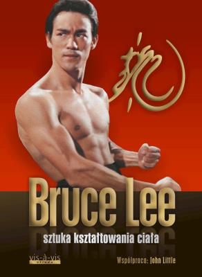 Bruce Lee to legenda kina, legenda sztuk walki, to mistrz treningu, postać w najlepszym tego rozumieniu kultowa. Dzięki Sztuce kształtowania ciała możemy poznać nie tylko metody treningowe mistrza, uzyskać cenne rady na temat utrzymywania kondycji, sprawności fizycznej, także poprawy stanu swojego zdrowia, możemy także poznać całą dodatkową, kryjącą się za treningami filozofię życiową Bruce\'a Lee. Książkę przygotował na podstawie zapisków, notatek mistrza jego wieloletni partner treningowy i przyjaciel John Little. Poznamy tajemnice Bruce\'a Lee dotyczące poszukiwania siły, jego programy ogólnorozwojowe, jak i te rozwijające rzeźbę, zwiększające muskulaturę, mięśnie klatki piersiowej, pleców, ramion, ud czy łydek, także treningi wydolnościowe i te związane ze sztukami walki. Jak pisze w przedmowie John Little Informacje prezentowane w Sztuce kształtowania ciała dają wam możliwość osiągnięcia najlepszej kondycji w życiu. Dzięki opisanym tu ćwiczeniom będziecie się lepiej czuli, będziecie mieć mnóstwo energii, staniecie się sprawni i będziecie świetnie wyglądać. (...) Tysiące godzin, które Bruce spędził na treningach są dla nas dowodem, że w każdym z nas drzemie potencjał, dzięki któremu możemy się stać lepsi i sprawniejsi...