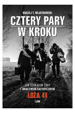 Ten tomik skrzy się od anegdot i nieznanych dotąd faktów z dziejów powstałego pół wieku temu Bractwa Satyrycznego LOŻA 44, jednego z najbardziej znaczących zjawisk w dziejach polskiej satyry społecznej i politycznej XX wieku.

Irosław Szymański, twórca i jedyny autor LOŻY 44, stworzył oryginalny styl i język, w którym czuć dalekie echa niedoścignionej szkoły absurdu wielkich twórców satyry Dwudziestolecia Międzywojennego. Książka podąża śladami przeżyć i wspomnień jednego z członków słynnego zespołu, ale również porządkuje część historii. Odkrywa nieznane fakty i zakulisowe zdarzenia z okresu największej aktywności i popularności LOŻY, lat osiemdziesiątych i początku dziewięćdziesiątych ubiegłego stulecia. Działaniom grupy towarzyszyli wtedy wsparciem znani, sławni i wybitni rodacy: Kazimierz Kutz, Ignacy Gogolewski, Bronisław Cieślak, a do słownika polskich ulic i salonów weszły lożowe klisze językowe. Nie tylko publiczność świetnie bawiła się z LOŻĄ 44; członkowie zespołu równie znakomicie bawili się ze sobą! O tym jest ta książka.