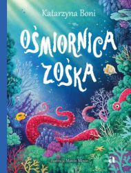 Niecodzienni bohaterowie, niespodziewana przyjaźń i niebezpieczna misja, od której zależą losy Słonecznej Zatoki. Zośka to świetna dziewczyna. Bystra, wesoła i bardzo ciekawa świata. Mieszka sobie spokojnie na dnie oceanu – jak na ośmiornicę przystało – w otoczeniu innych morskich zwierząt. Co się stanie, kiedy pewnego dnia nie posłucha przestrogi Pana Gołoskrzelka i przekroczy granicę Rafy, docierając do styku wody i lądu? Spotka tam dziwne stworzenie – równie ciekawe świata i spragnione przyjaźni jak ona. Jednak radość Zośki z nowej znajomości nie trwa długo. Wkrótce ośmiornicę i jej przyjaciół czeka wielkie wyzwanie. Czy uda im się ocalić Słoneczną Zatokę? Ceniona i nagradzana reporterka Katarzyna KATARZYNA BONI debiutuje powieścią dla dzieci,