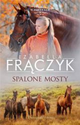 Kiedy wszystko zaczyna się układać, to nieomylny znak, że los już coś dla nas szykuje. Życie na wsi dalekie jest od sielanki, a starych problemów nie da się zostawić za nowymi drzwiami. Czy Magda do końca wiedziała, na co się decyduje? Czy nie zabraknie jej siły?


Izabella Frączyk w kontynuacji niezwykłej historii o realizacji marzeń i osiąganiu celów, potrzebie zmian i spełnianiu oczekiwań innych ludzi.


Spora dawka humoru, wartka akcja i barwni bohaterowie - to sprawia, że tej książki nie da się odłożyć. Polecam serdecznie.

Krystyna Mirek


Pamiętam, kiedy na ekrany telewizorów wszedł serial o wspaniałych lekarzach wszyscy chcieli się leczyć w Leśnej Górze. Po przeczytaniu tej książki ma się podobne pragnienia - tylko branża nieco inna. Pragniesz poznać Magdę, stać się częścią jej paczki i zamieszkać gdzieś w pobliżu stajni w Pieńkach. Skończyłam czytać o drugiej w nocy. Do rana szukałam kursów jeździectwa i szacowałam koszty sprzętu niezbędnego do jazdy konnej. Dobrze, że Iza nie napisała książki o lotach w kosmos
