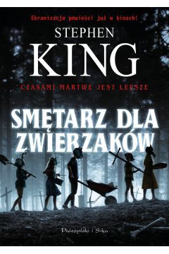 Czasami martwe jest lepsze.

Zazwyczaj przeprowadzka to początek nowego życia, ale dla rodziny Creedów stała się początkiem ich końca. Mistrz horroru Stephen King zaprasza czytelników na wycieczkę do piekła i z powrotem!

Na świecie istnieją dobre i złe miejsca. Nowy dom rodziny Creedów w Ludlow był niewątpliwie dobrym miejscem - przytulną, przyjazną wiejską przystanią po zgiełku i chaosie Chicago. Cudowne otoczenie Nowej Anglii, łąki, las to idealna siedziba dla młodego lekarza, jego żony, dwójki dzieci i  kota. Wspaniała praca, mili sąsiedzi i droga, po której nieustannie przetaczają się ciężarówki. Droga i  miejsce za domem, w lesie, pełne wzniesionych dziecięcymi rękami nagrobków - to tam dzieci z miasteczka zakopują swe martwe zwierzaki. Ci, którzy nie znają przeszłości, zwykle ją powtarzają... i nie chcą słuchać ostrzeżeń.