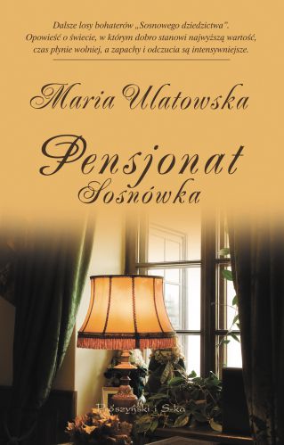 Okazuje się, że można być szczęśliwym, gdy tylko pomoże się trochę losowi. Albo… kiedy los nam pomoże! W wyremontowanym dworku na Kujawach Anna Towiańska, młoda „dziedziczka z Sosnówki”, urządza przytulny pensjonat. Zakochana w tym miejscu, jego klimacie i w tutejszych ludziach, zdobywa nowych przyjaciół i… traci serce. Czy prowadzenie pensjonatu okaże się łatwym kawałkiem chleba?

„Pensjonat Sosnówka” to opowieść o ludziach dobrych i o tych, którzy dobro dopiero mają w sobie odkryć; o barwnym Dyziu, małym Florku, cudownej Irence, niezawodnym Jacku, suczce Szyszce oraz wielu innych mieszkańcach i gościach magicznej Sosnówki. To historia o poszukiwaniu miłości niezależnie od wieku i odkrywaniu pasji w rzeczach, które kochamy. O pensjonacie, który stał się enklawą dla wszystkich poszukujących równowagi w życiu. O miejscu, gdzie czas płynie wolniej, sosny szumią i pachną jak zwykle, a jezioro nieustannie lśni w słońcu...