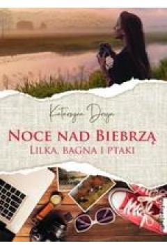 Co robi młoda fotografka z Warszawy nad Biebrzą? Dlaczego lubi utrwalać ptaki i rozlewiska, o wiele bardziej niż modelki i znane aktorki? Ma szczęście czy pecha, że wciąż spotyka zagadkowych ludzi i jest świadkiem zdarzeń, które trudno wyjaśnić? Nieśmiała, cicha dziewczyna sięga po odpowiedzi. Potrafi pokazać siłę, zawalczyć o marzenia.

Pewnego wieczoru gubi drogę na dzikich bezdrożach lasu i rozlewisk. Zamiast do hotelu, trafia do nieznanego zajazdu przy Carskiej Drodze. Jakie tajemnice może skrywać Darzbór, ukryty wśród bagien? Przypadkowe spotkania, tajemnicze historie rodzinne, przemytnicy i podlaskie legendy, w których zawsze jest ziarno prawdy. Noce nad Biebrzą odmieniły życie Lilki Gajewskiej. Zgubiła się na bagnach, ale znalazła siebie, a przy tym miłość, przyjaźń, całą serię uczuć.