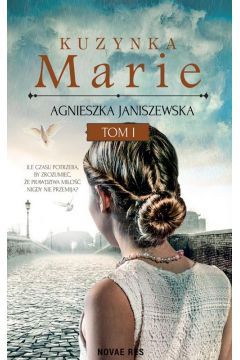 Książka wydana w serii Wielkie Litery – w specjalnym formacie z dużą czcionką dla seniorów i osób słabowidzących.

Ile czasu potrzeba, by zrozumieć, że prawdziwa miłość nigdy nie przemija?

Zimą 1914 roku Marie Boratyńska postanawia odwiedzić po raz pierwszy Korbielowo – posiadłość, w której urodził się i wychował jej nieżyjący już ojciec. Rodzinne animozje sprawiły, że krewni z jego strony byli do tej pory obcymi dla niej ludźmi. Teraz jednak nadarza się okazja, by to zmienić. Marie odpowiada na zaproszenie Emilii, swojej kuzynki i nowej właścicielki Korbielowa, chcąc zburzyć narosły przez lata mur rodzinnych nieporozumień i pretensji. Czy kobietom uda się zbliżyć do siebie i zaprzyjaźnić? Czy będą w stanie zaakceptować zaskakującą prawdę o swoich bliskich, którą niebawem odkryją?

Nawiązanie szczerej relacji może okazać się trudniejsze, niż z początku przewidywały, a dynamiczne wydarzenia polityczne pierwszej połowy XX wieku sprawią, że wiele ważnych spraw trzeba będzie odłożyć na później...